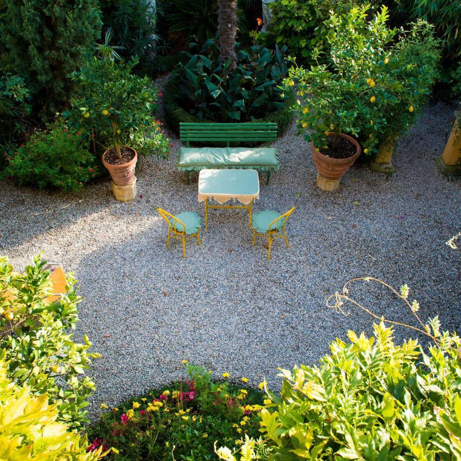 B&B Alla Mezza Luna Lonato Exterior photo